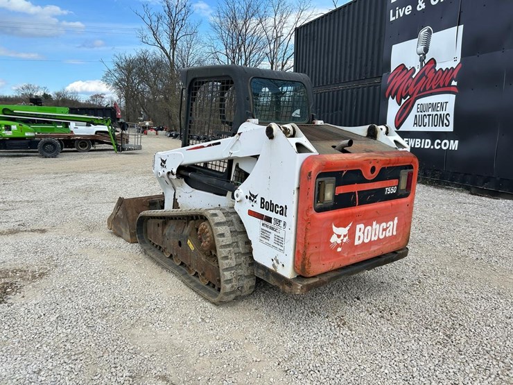 bobcat-t550-image-2