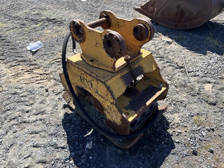 bti-tc91-plate-compactor-image-4