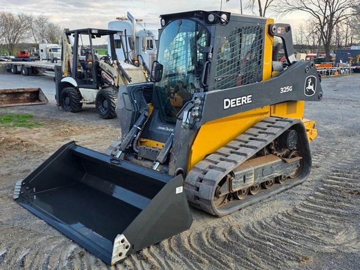 2021-deere-325g-image-1