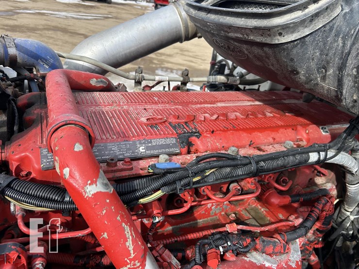 2012-peterbilt-386-image-37