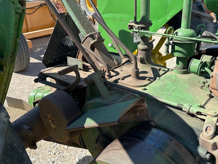 john-deere-a-image-12