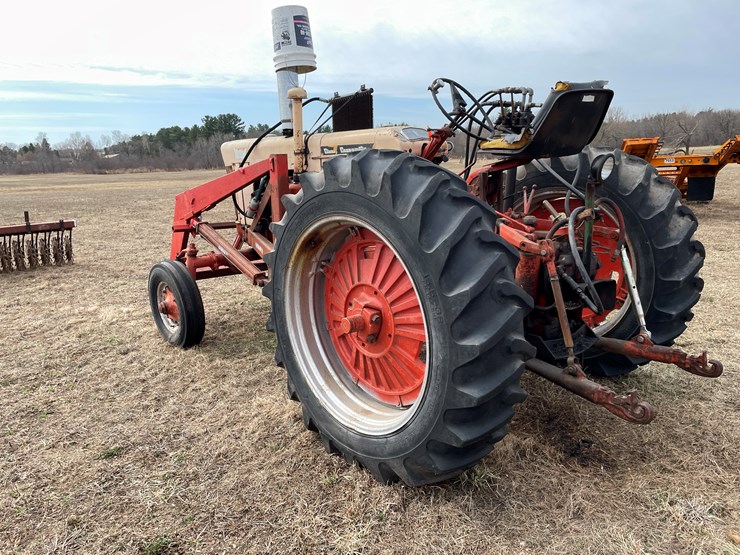 #175-•-case-830-diesel-tractor-image-7