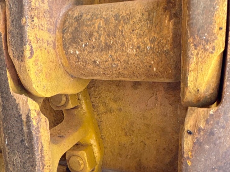 1981-caterpillar-d6d-image-13