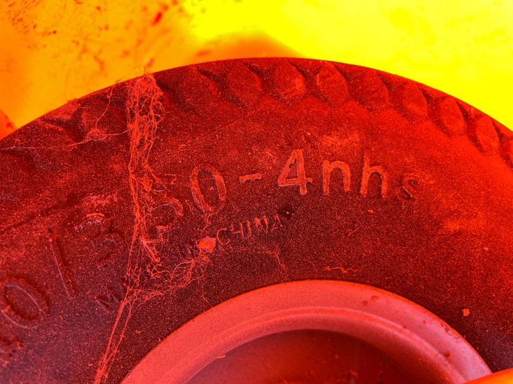 #3957-•-highcroft-feed-cart-image-12