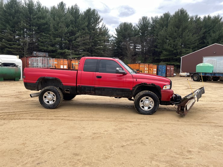 2001-dodge-ram-2500-image-4