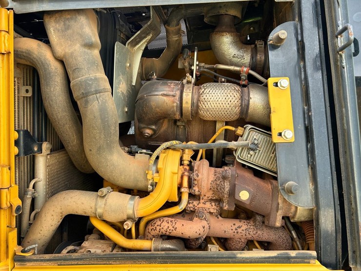 deere-650k-lgp-image-21