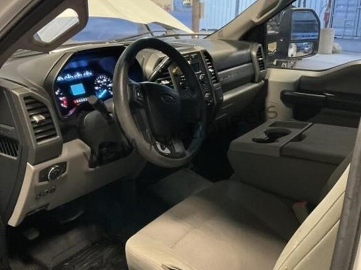 2017-ford-f250-image-21