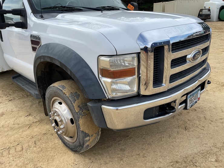 2008-ford-f550-image-12