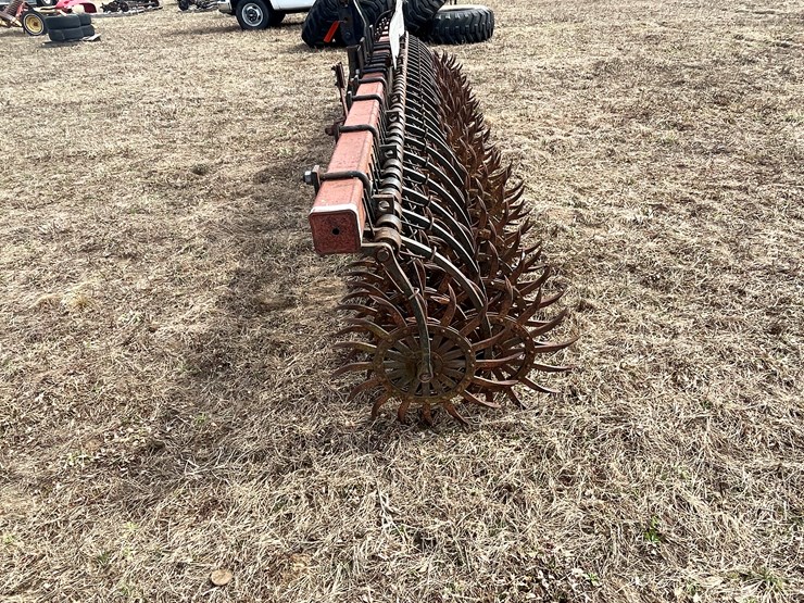 #210-•-m-&-w-3-point-rotary-hoe-image-8