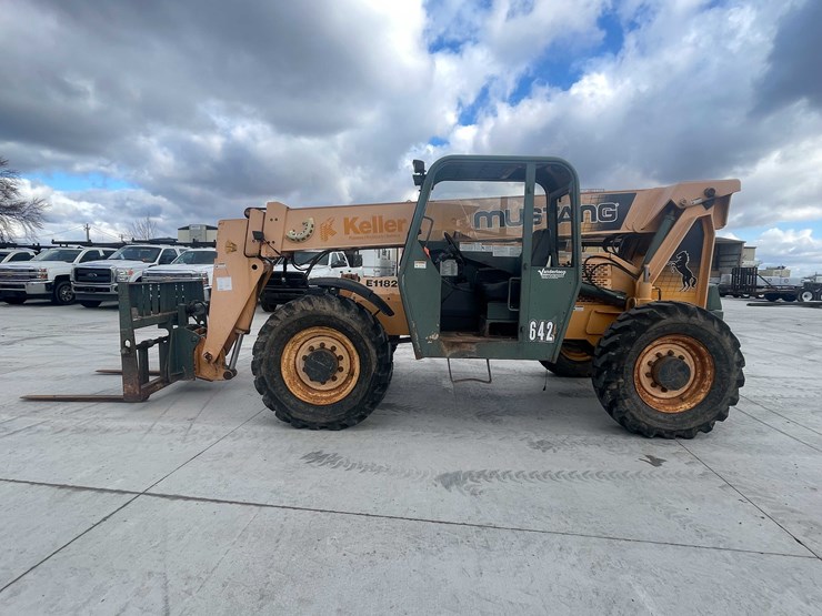 2007-mustang-642-image-8