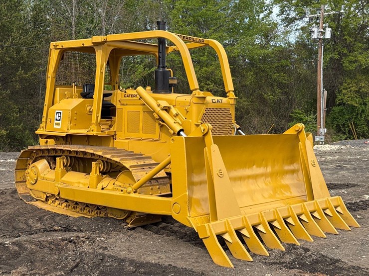 1981-caterpillar-d6d-image-1