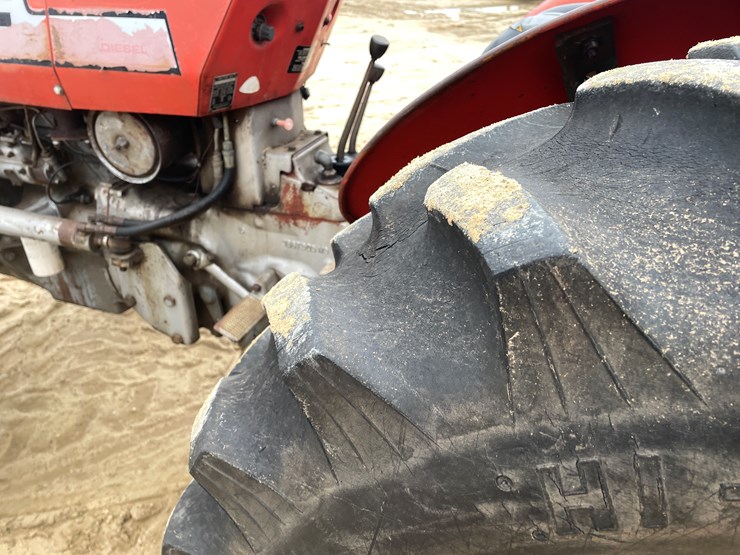 massey-ferguson-230-image-81