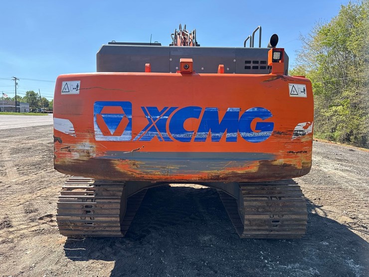 2019-xcmg-xe210u-image-5