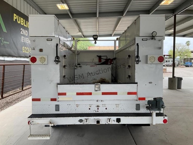 2016-ford-f550-image-6