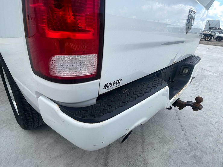 2017-dodge-1500-image-20