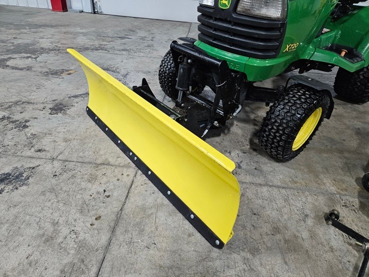 john-deere-x720-image-15