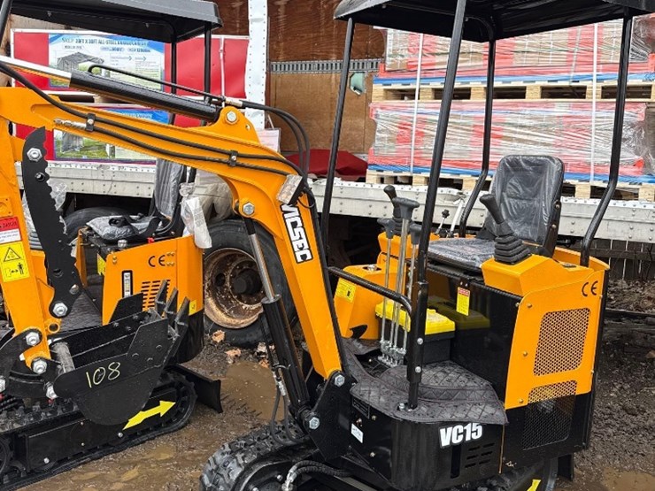 new-vicsec-co-mini-excavator-model-vc15-image-1