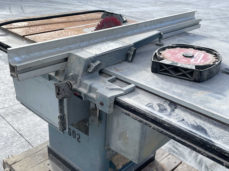 #5428-•-table-saw-image-16
