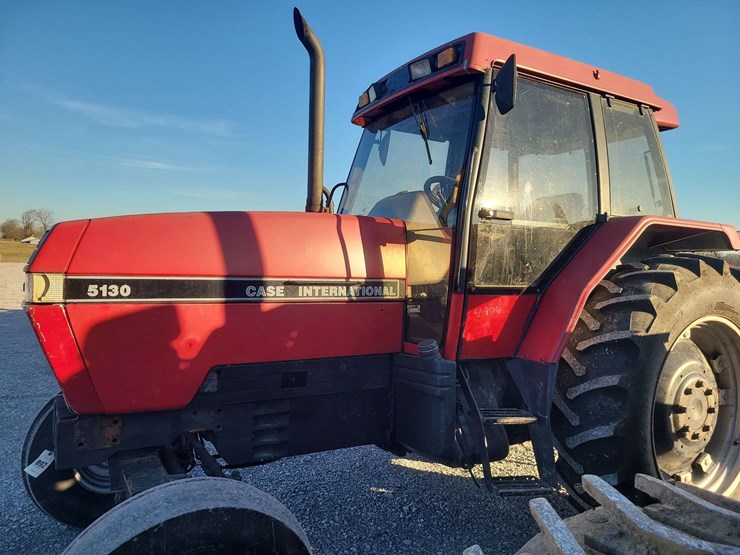 case-ih-5130-image-1