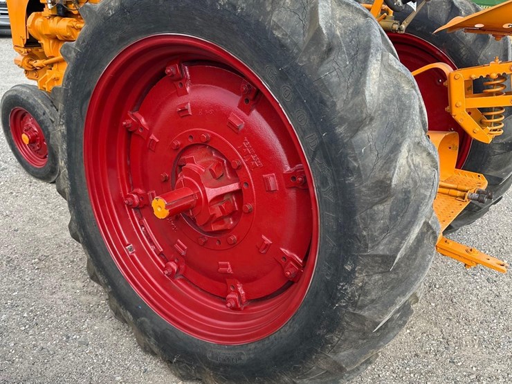 minneapolis-moline-u-image-12