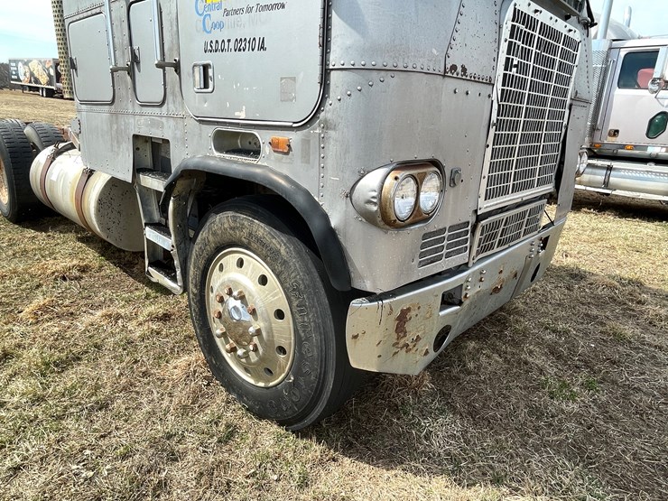 1982-caterpillar-3406-image-47