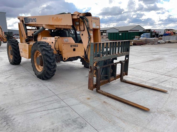 2007-mustang-642-image-3