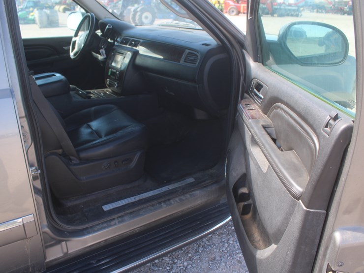 2012-gmc-yukon-image-25