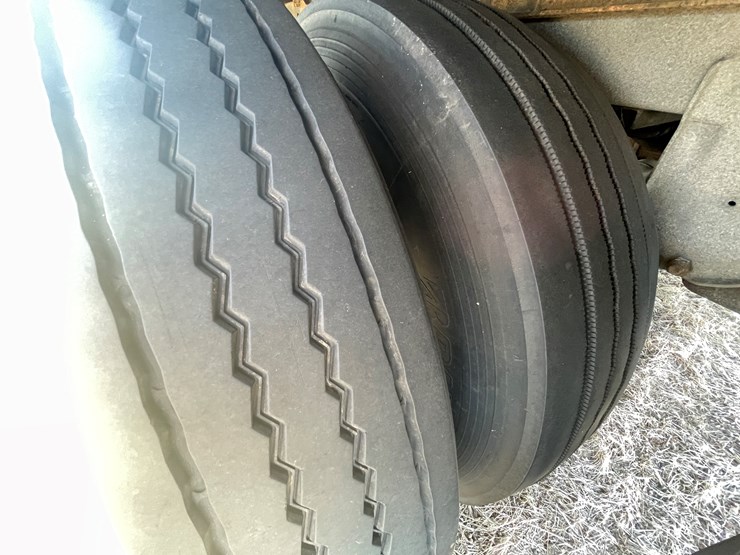 #158-•-2017-wabash-single-axle-semi-trailer-(has-wi-title)-image-20