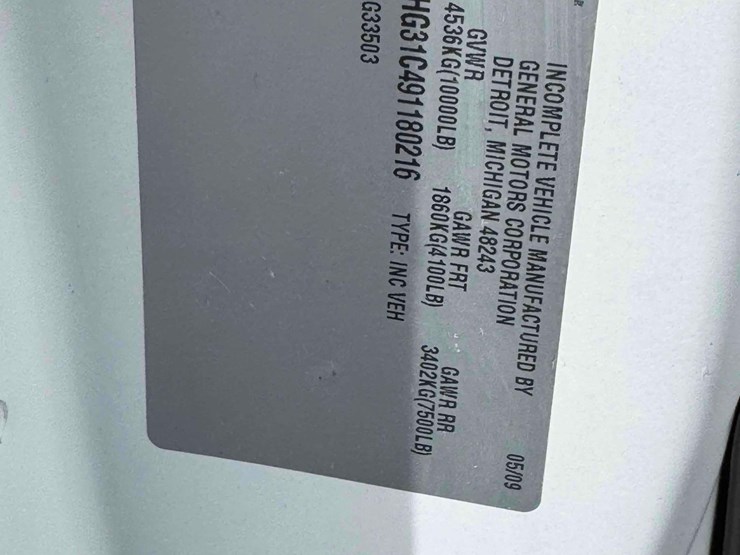 2009-chevrolet-3500-image-8