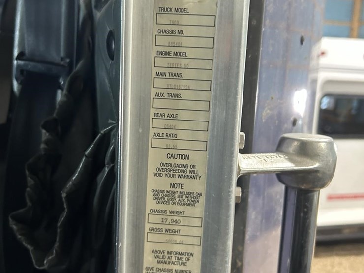 1996-kenworth-t600-image-27