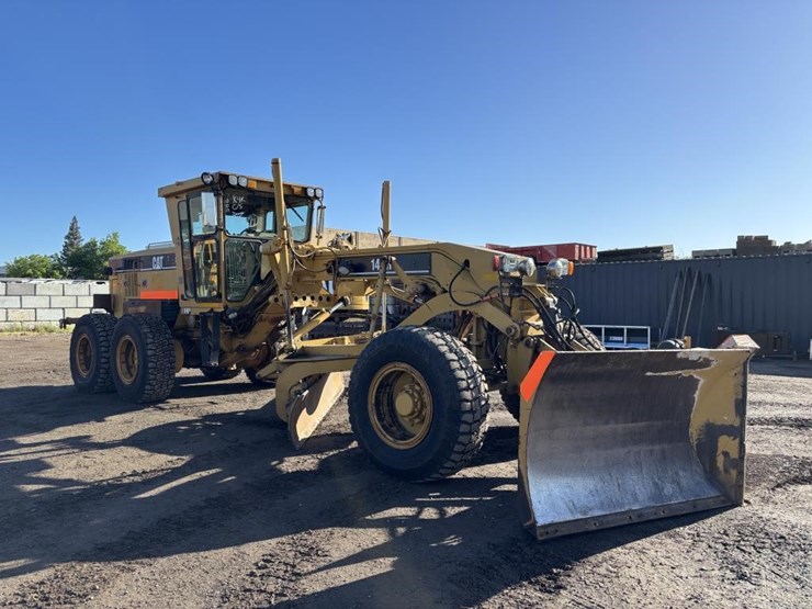 caterpillar-143h-image-2