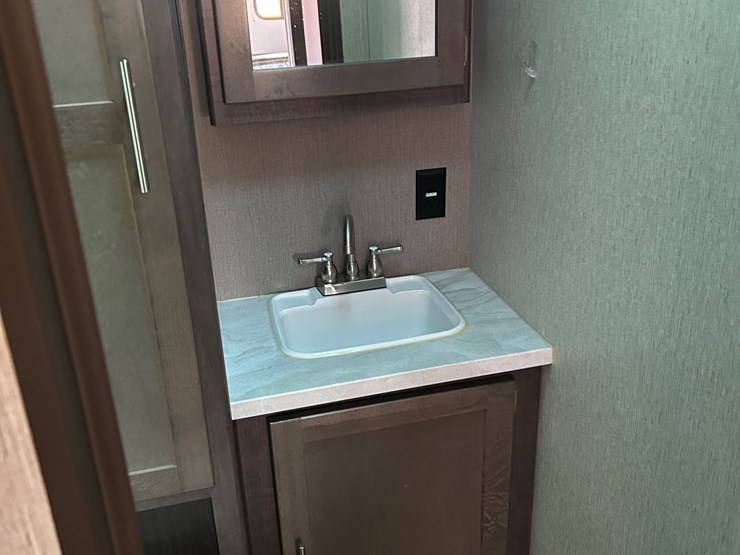 #200-•-2019-cruiser-aire-30bh-fifth-wheel-trailer-(prairie-farm)-(wi-title-in-delay)-image-41