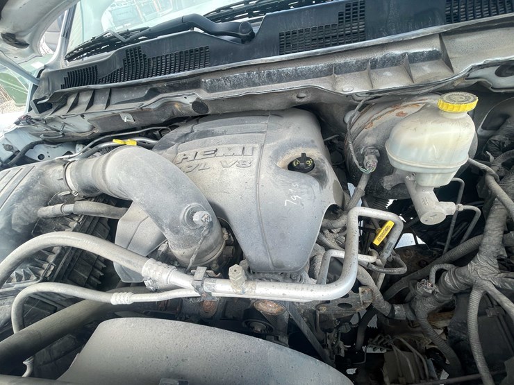 2015-dodge-1500-image-67