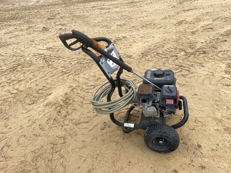 #3921-•-clean-machine-3,400-psi-pressure-washer-image-4