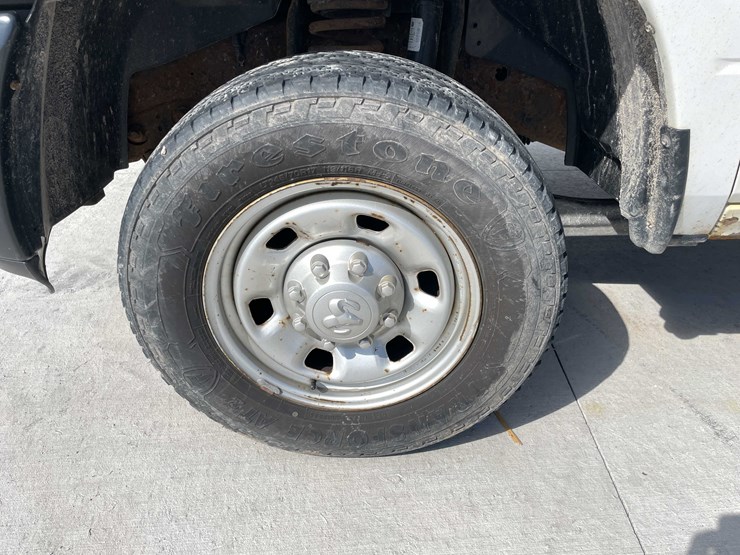 2016-dodge-2500-image-21