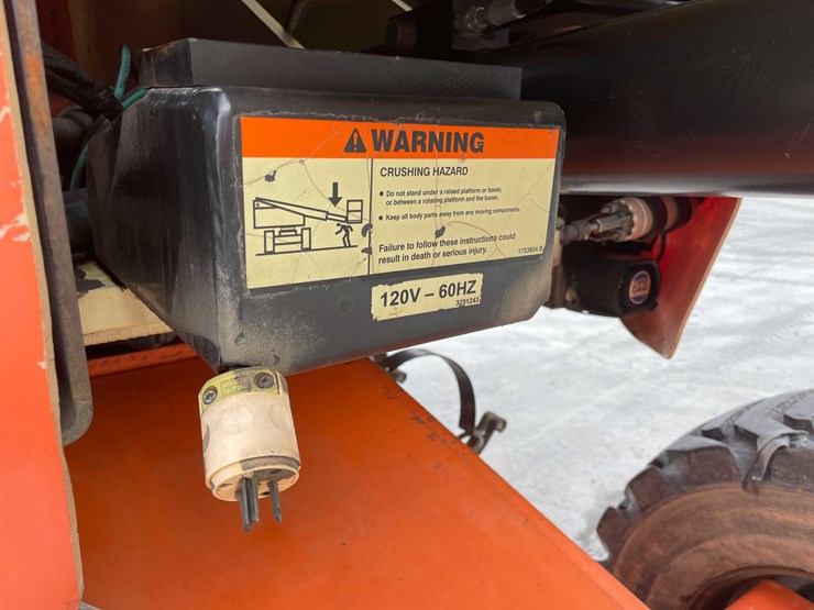 2006-jlg-450a-image-43