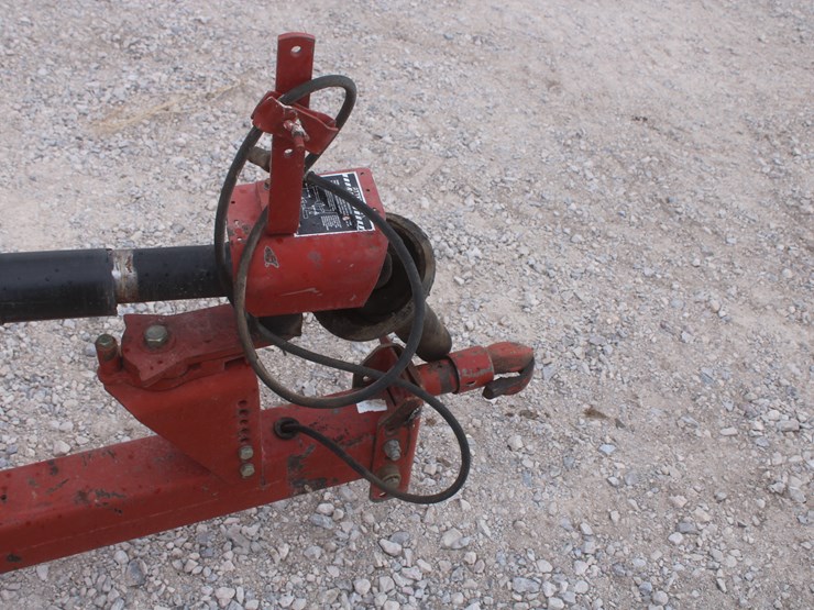 new-holland-580-image-28