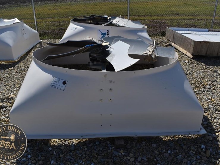 ventec-72in-barn-fan-38946-image-2