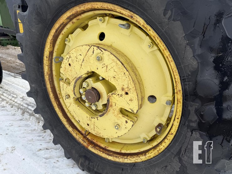 john-deere-4040-image-25