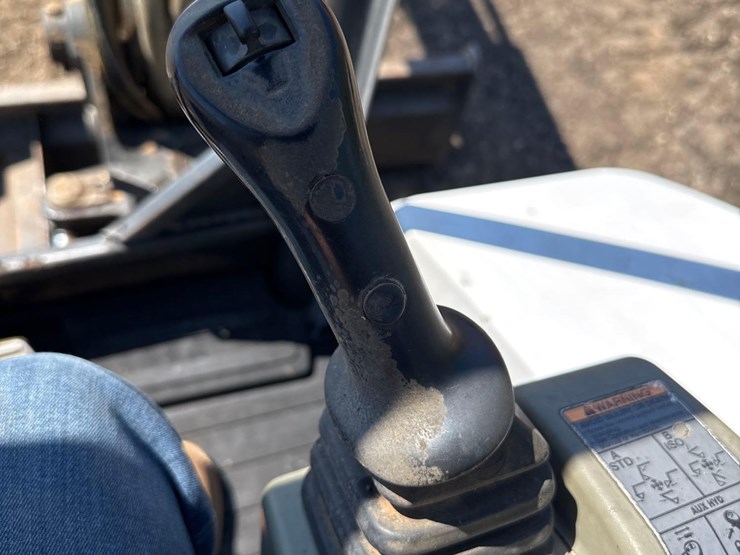 2012-bobcat-e50-image-26