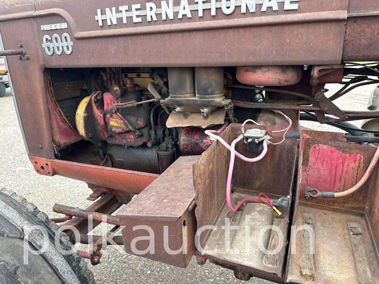 case-ih-600-image-15