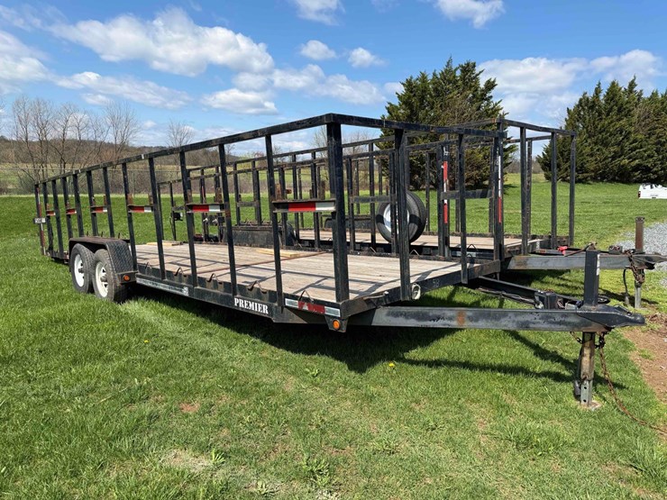 2012-premier-24’-tandem-axle-trailer-image-1