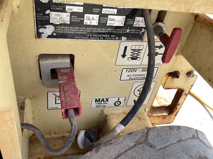 2014-jlg-1930es-image-18