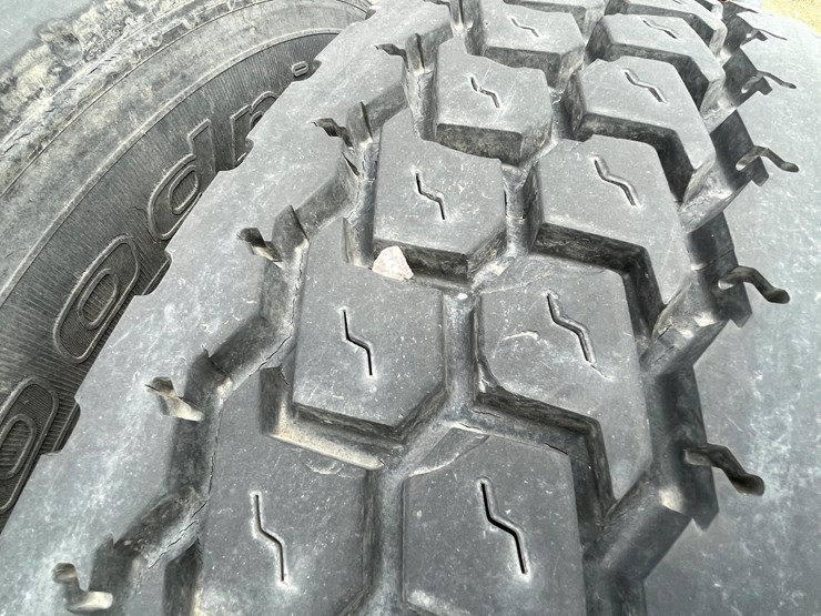 #128-•-2003-western-star-sleeper-cab-semi-tractor-(has-wi-title)-(non-runner)-image-39