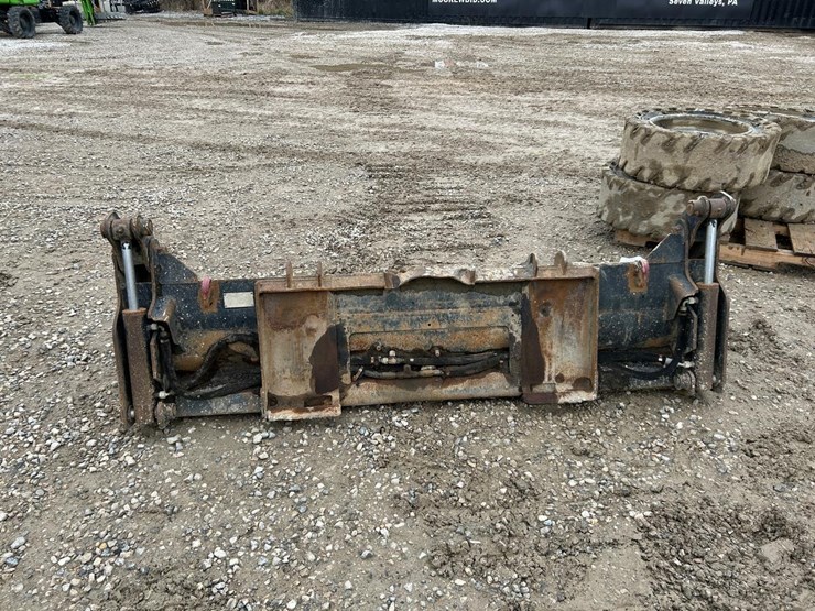 caterpillar-80-image-3