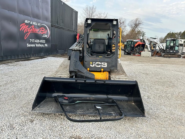 2021-jcb-3ts-8t-image-7