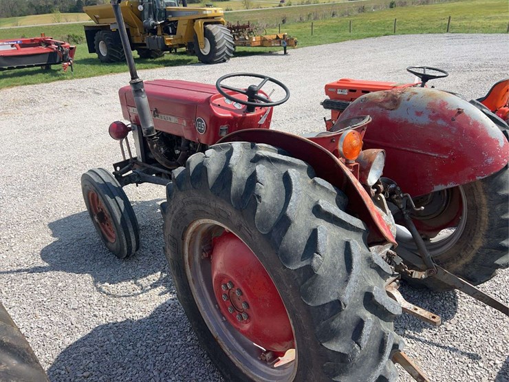 massey-ferguson-135-image-9