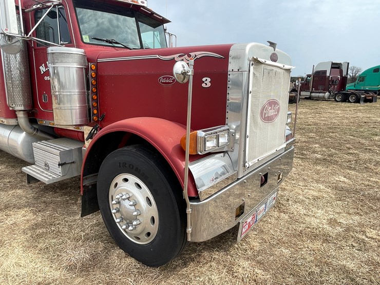 1987-peterbilt-379-image-39