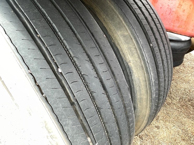 1987-peterbilt-379-image-20