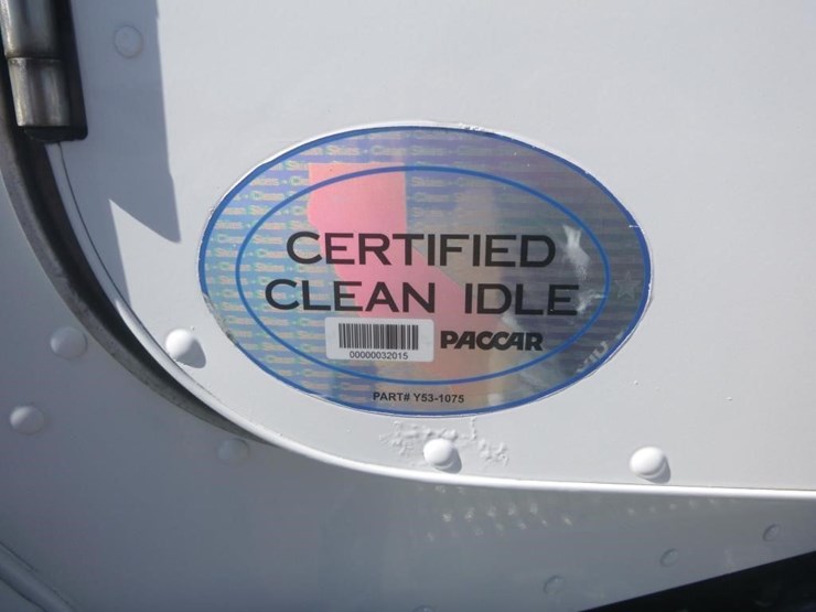 2013-bobcat-225-image-40